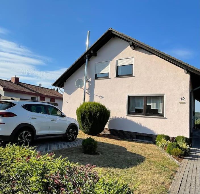 Ferienwohnung Leuchtbergblick Mit Terrasse Und Pkw Stellplatz Eschwege Eksteriør bilde