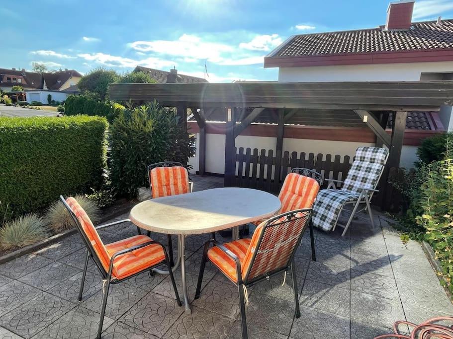Ferienwohnung Leuchtbergblick Mit Terrasse Und Pkw Stellplatz Eschwege Eksteriør bilde